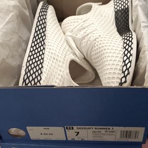 Adidas Deerupt sneakers
